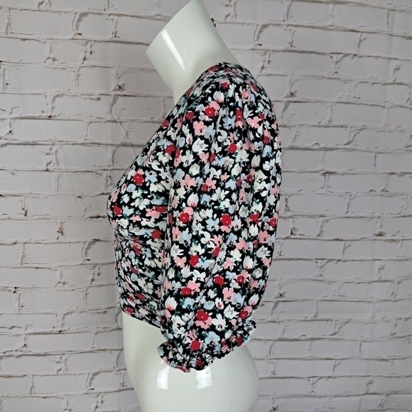 URBAN Outfitters Puff‎ Sleeve Cropped Top - Picture 5 of 11